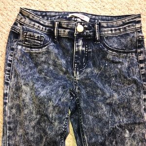 Acid wash jeans size 2 skinny jeans